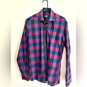 Men’s Stone Rose size M purple and blue, 100% Egyptian cotton button front shirt